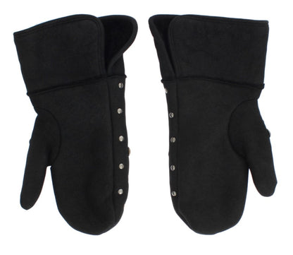 Elegantes guantes de lana gris con tachuelas