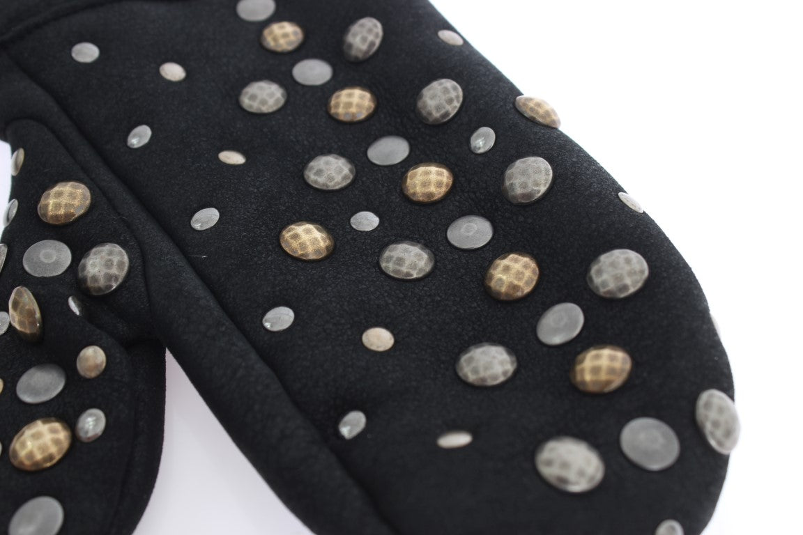 Elegantes guantes de lana gris con tachuelas