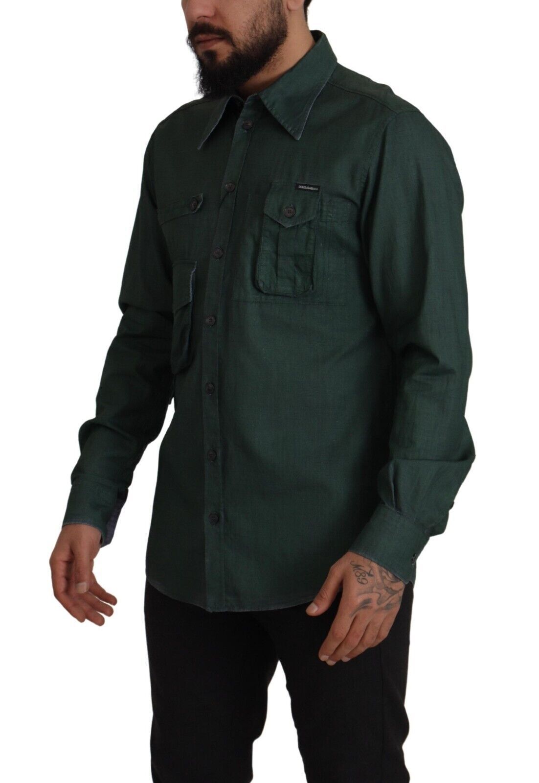 Camisa informal de corte entallado con elegancia esmeralda