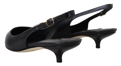 Elegantes zapatos de tacón de tiras de cuero negro