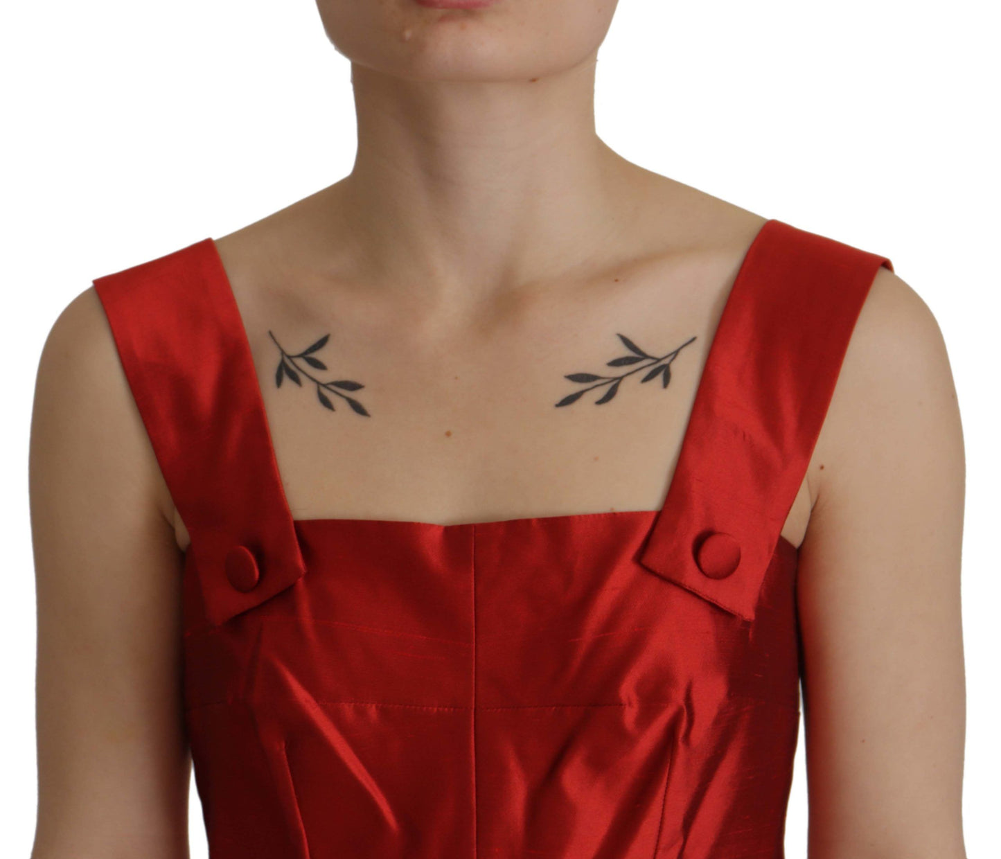 Vestido midi de seda roja radiante de corte A