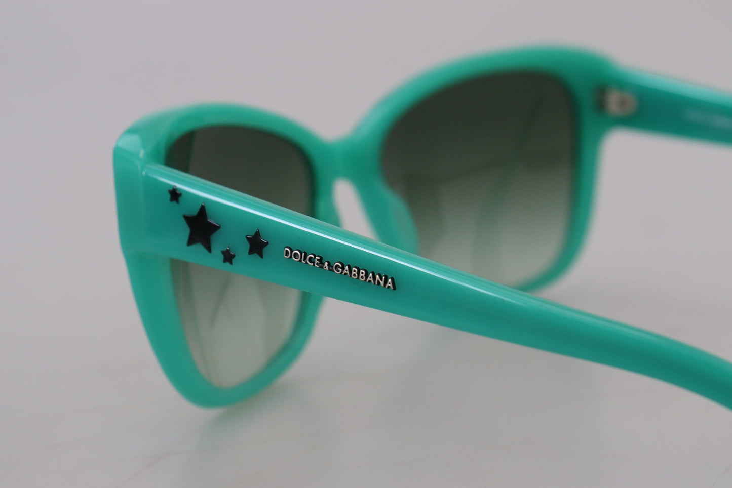 Gafas de sol cuadradas con enigmáticos estampados de estrellas