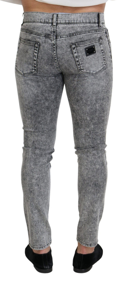 Denim gris chic de corte entallado