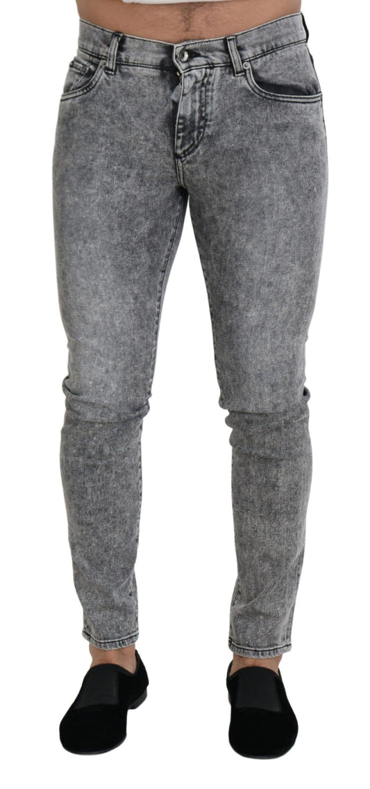 Denim gris chic de corte entallado