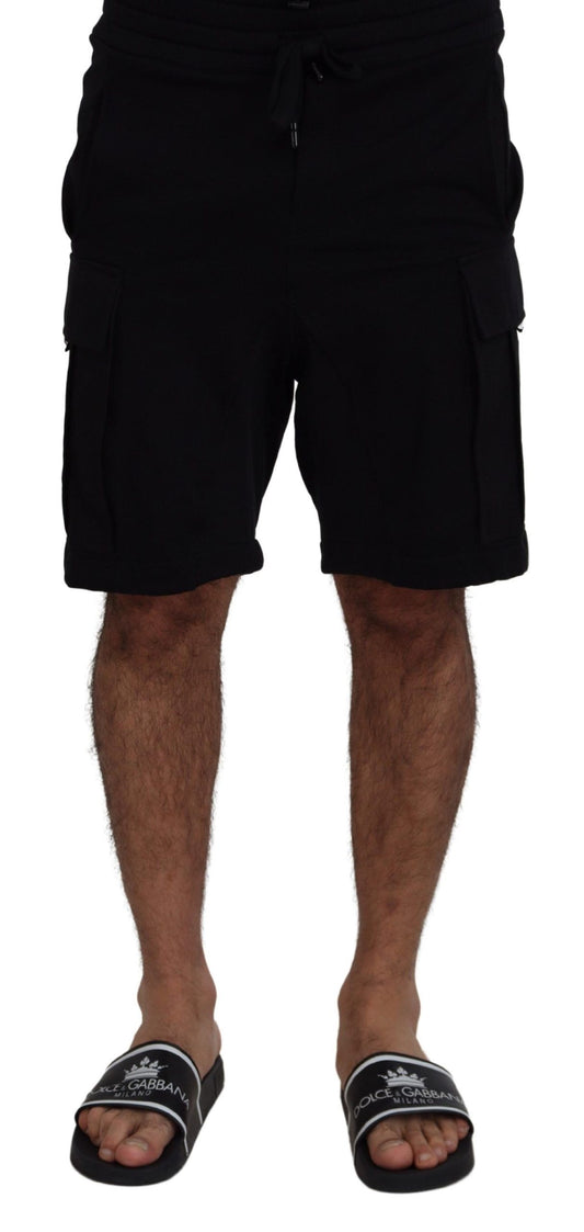 Realza tu verano: Bermudas negras clásicas