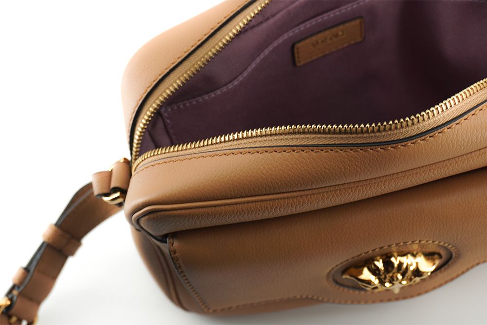 Elegante bolso de hombro de cuero marrón para cámara