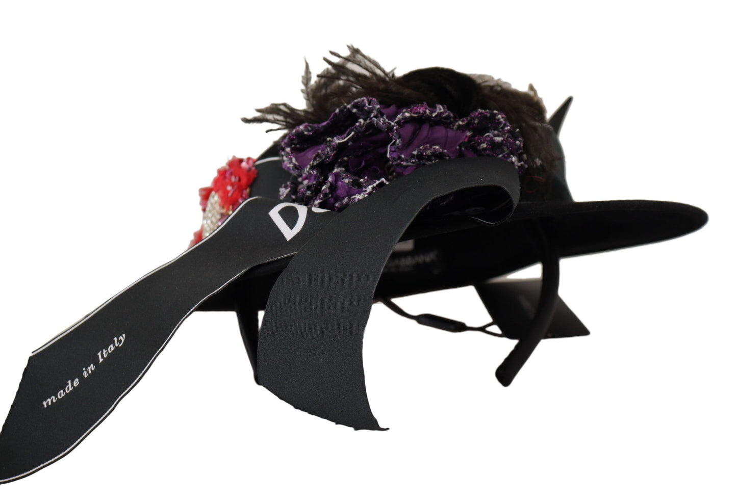 Elegante sombrero negro de ala ancha