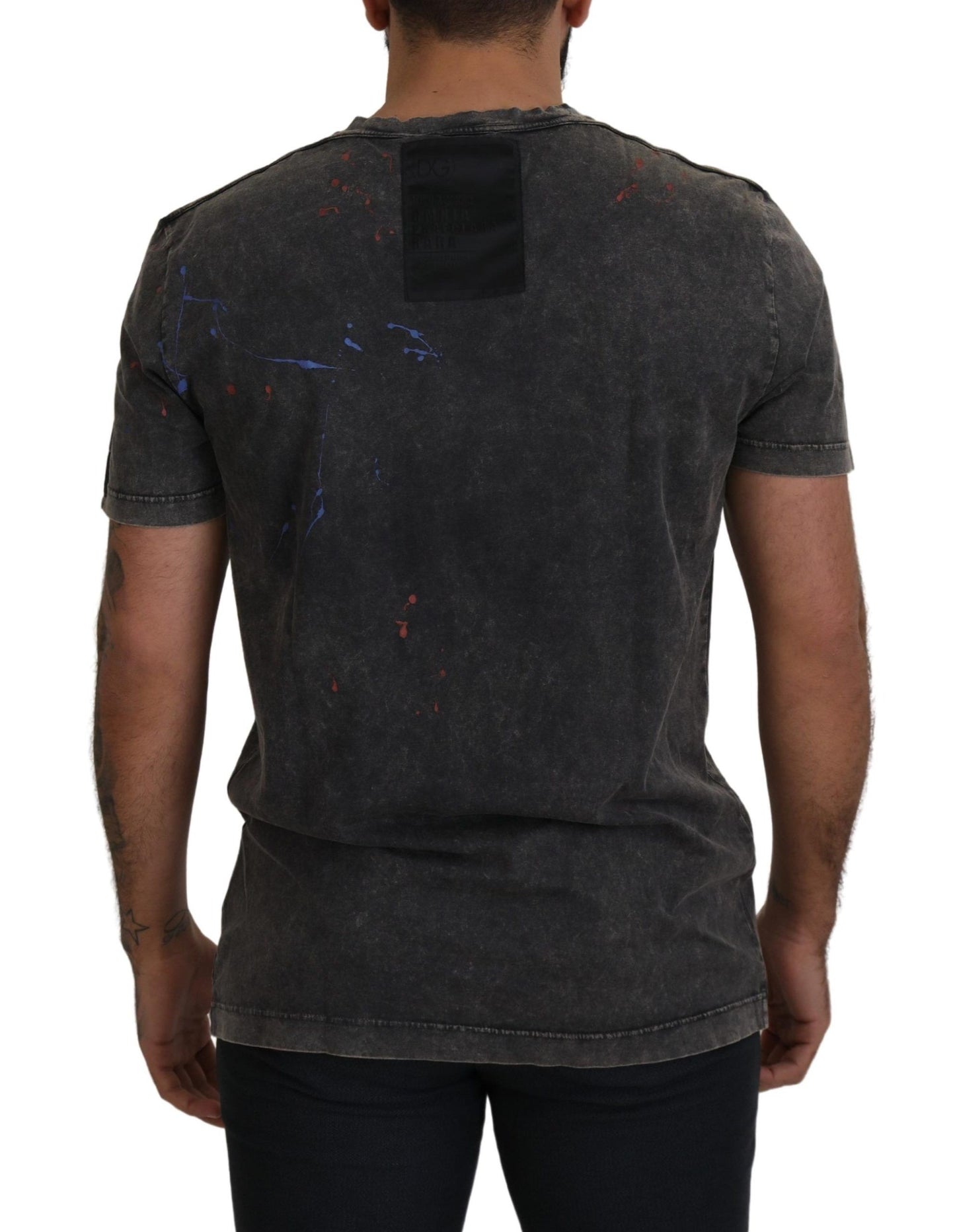 Camiseta de algodón gris con el logotipo de DG descolorido