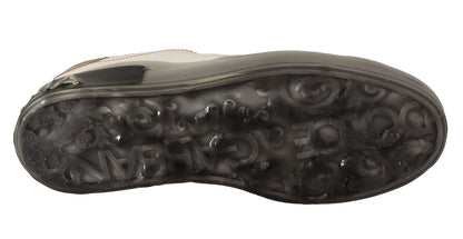 Elegantes zapatillas de piel blanca y dorada