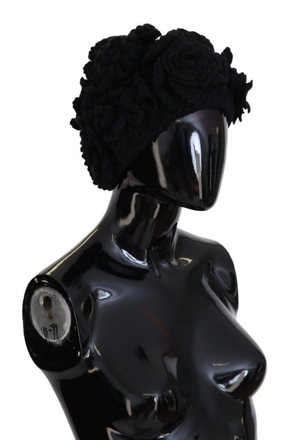 Elegante gorro de lana virgen negro