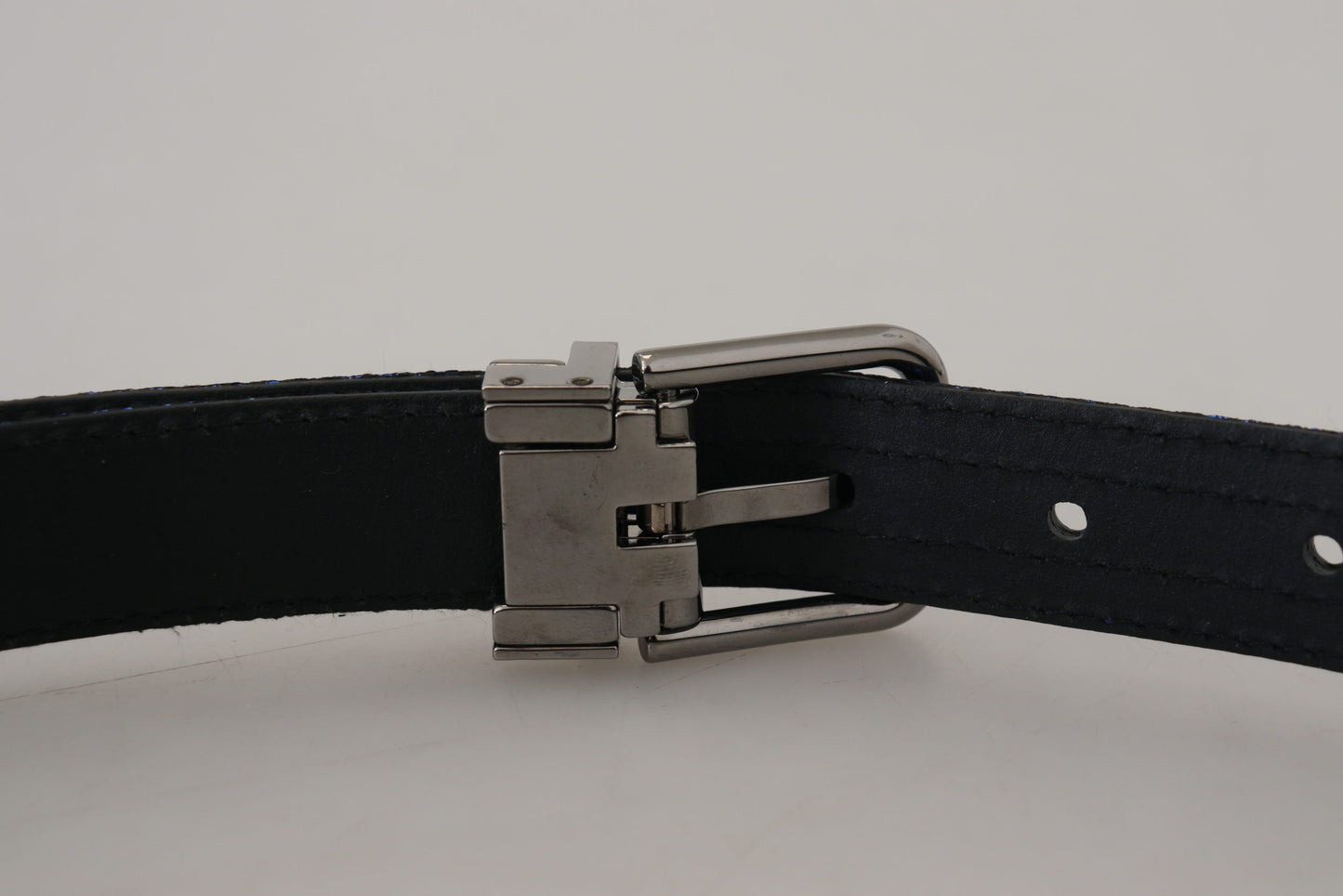 Elegante cinturón de piel jacquard azul