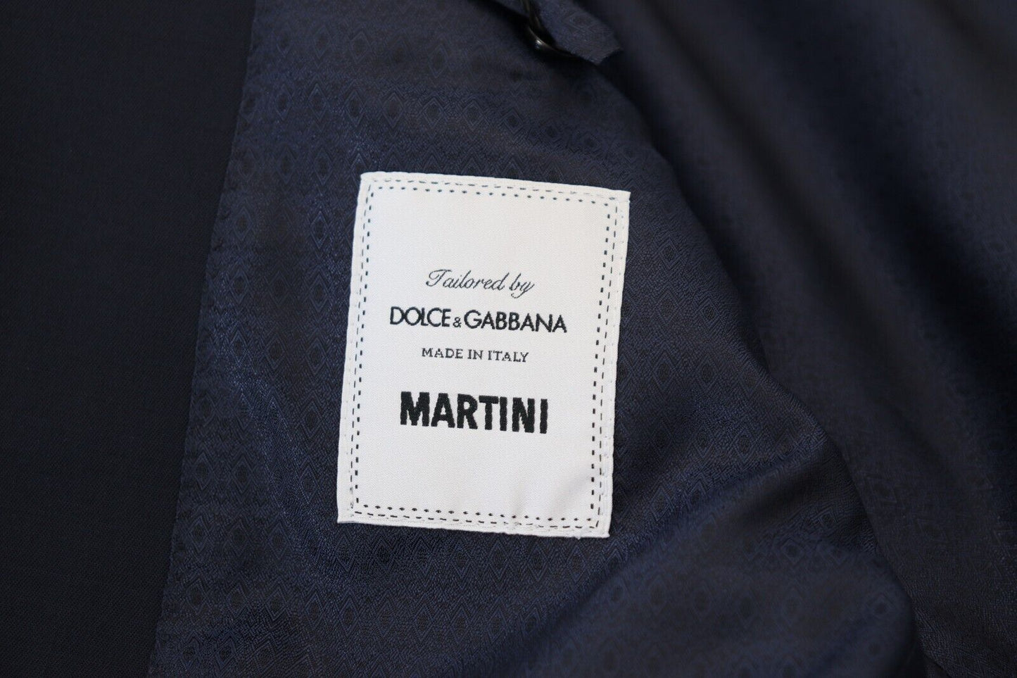 Elegante blazer de lana azul oscuro de corte entallado
