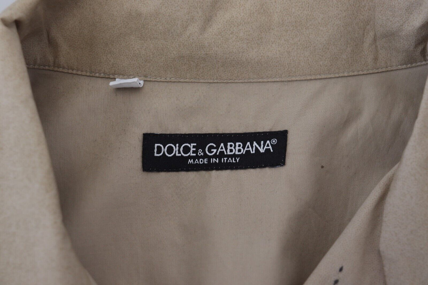 Camisa informal de algodón beige con botones