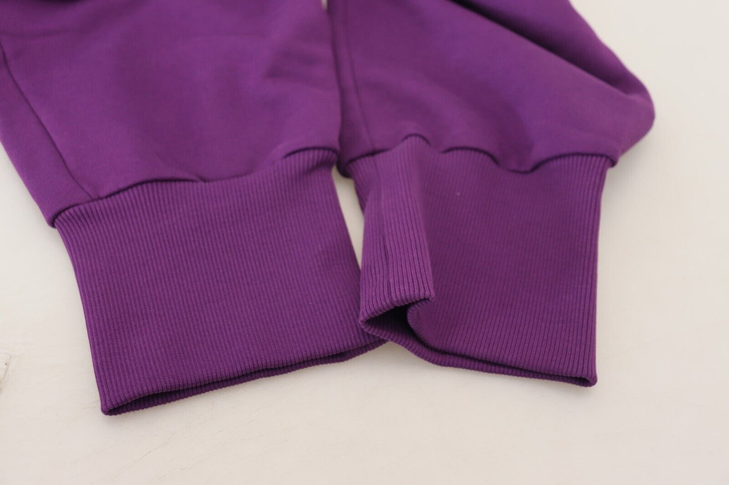 Elegantes pantalones deportivos cargo de algodón morado