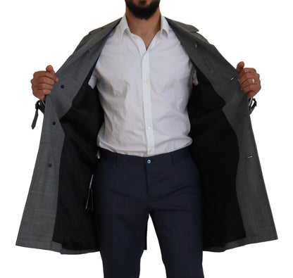 Elegante gabardina a cuadros grises