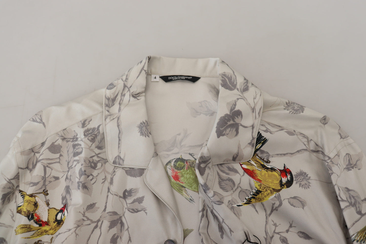 Camisa informal elegante de seda con estampado de pájaros
