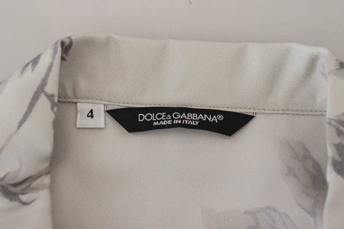 Camisa informal elegante de seda con estampado de pájaros