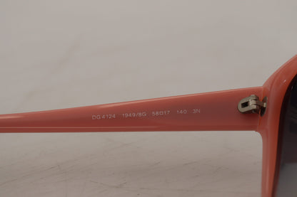 Elegantes gafas de sol con degradado rosa