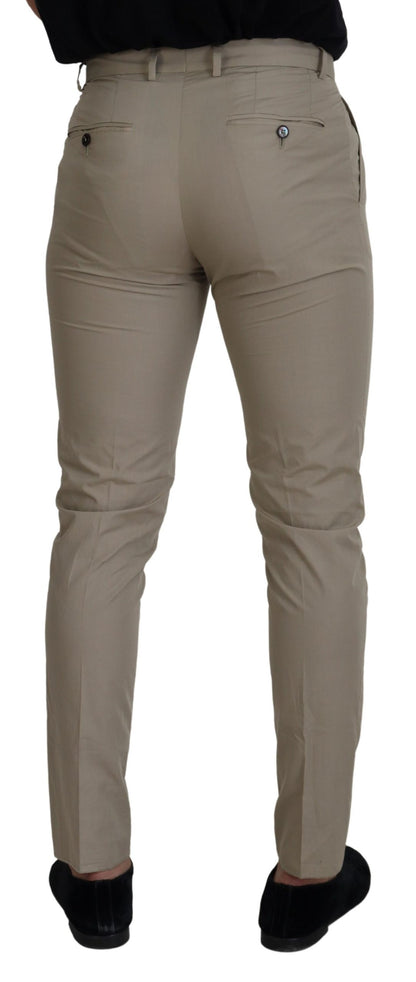 Impresionantes pantalones de algodón italiano en color beige