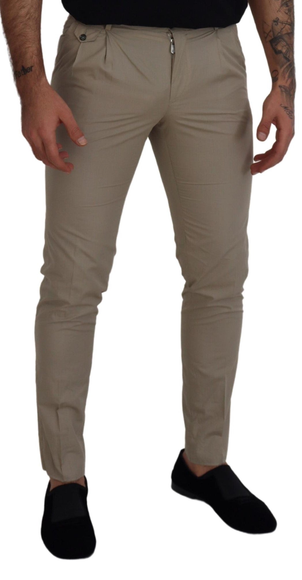Impresionantes pantalones de algodón italiano en color beige