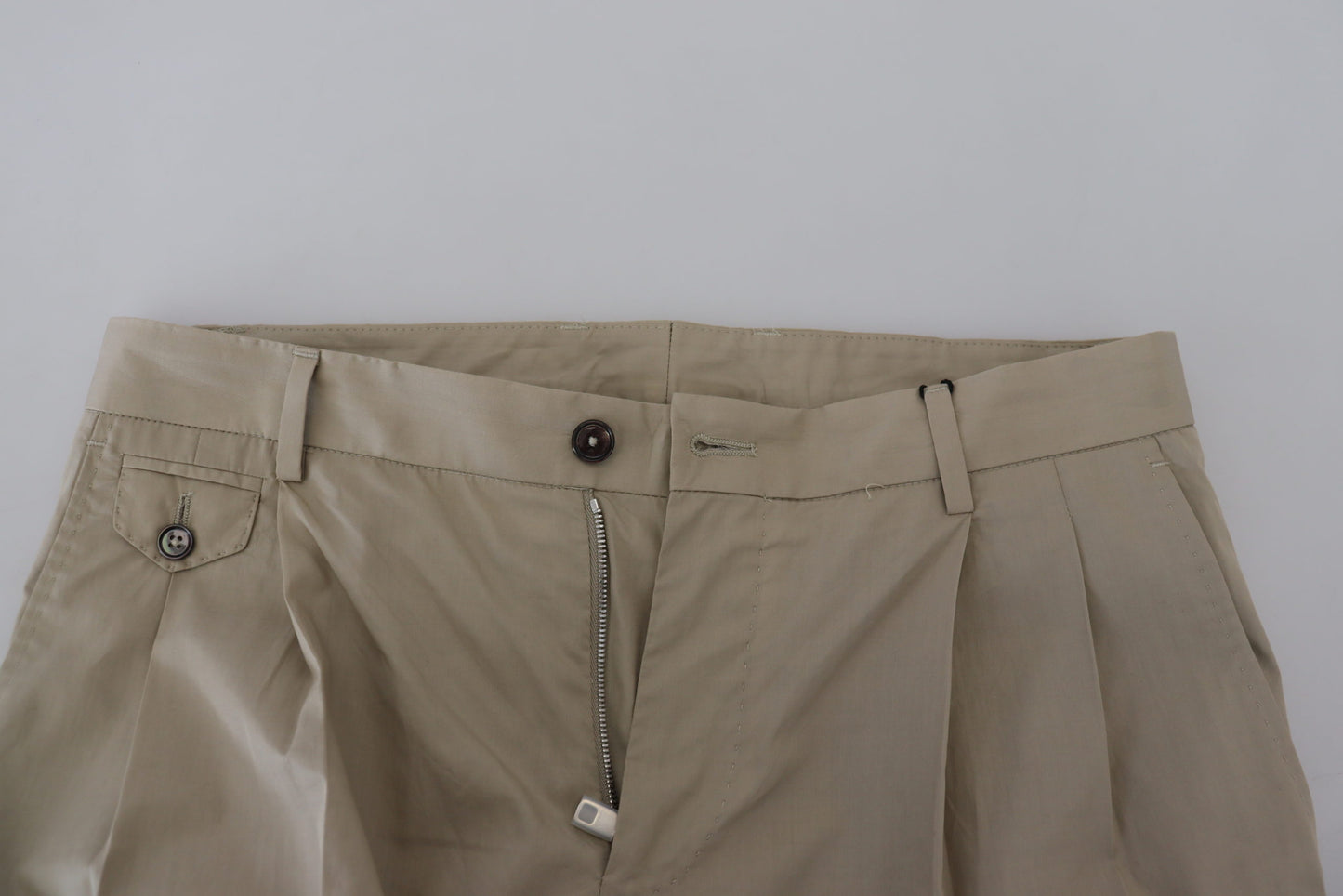 Impresionantes pantalones de algodón italiano en color beige
