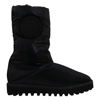 Elegantes botas de media caña en poliéster negro