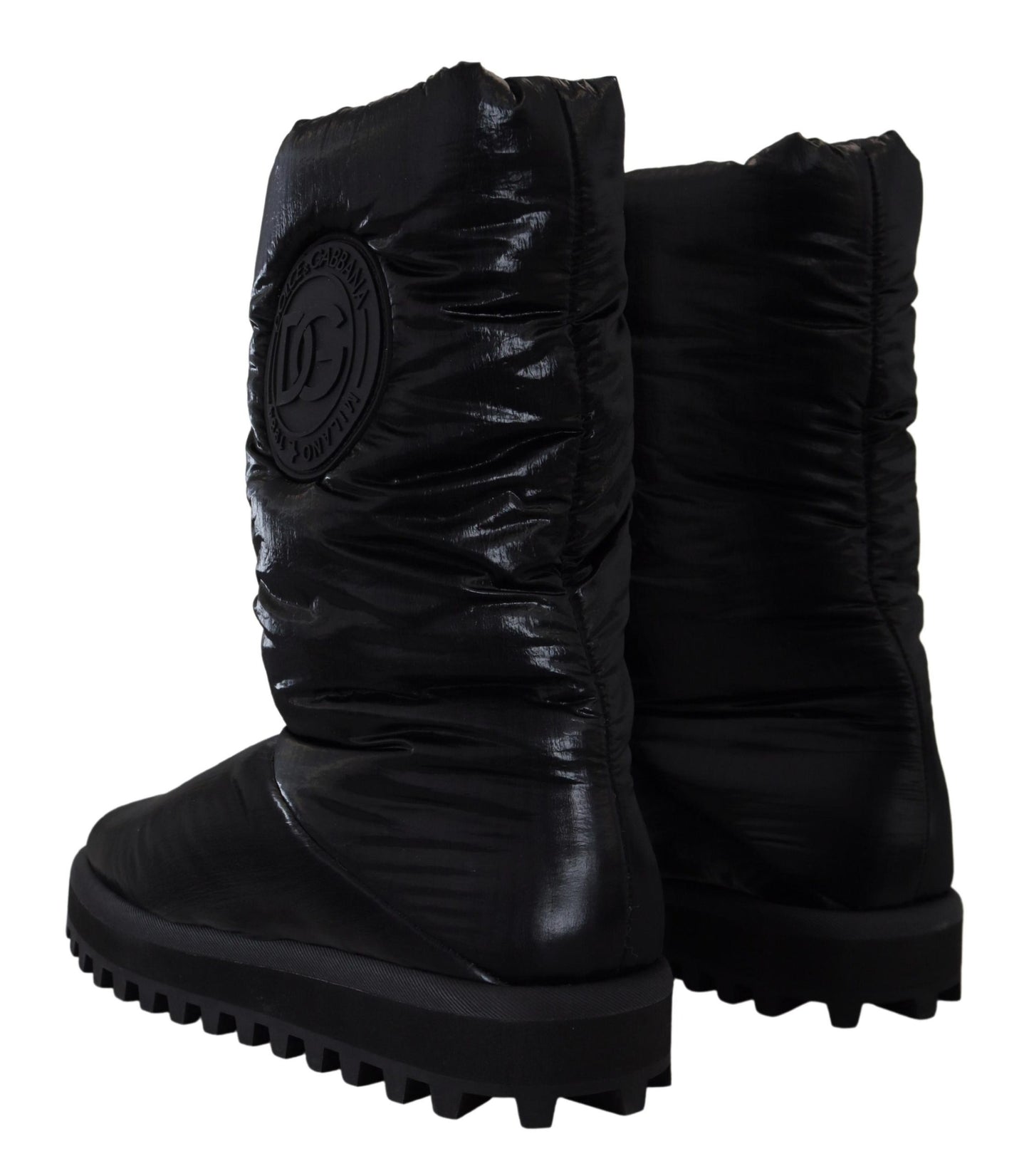 Elegantes botas de media caña en poliéster negro