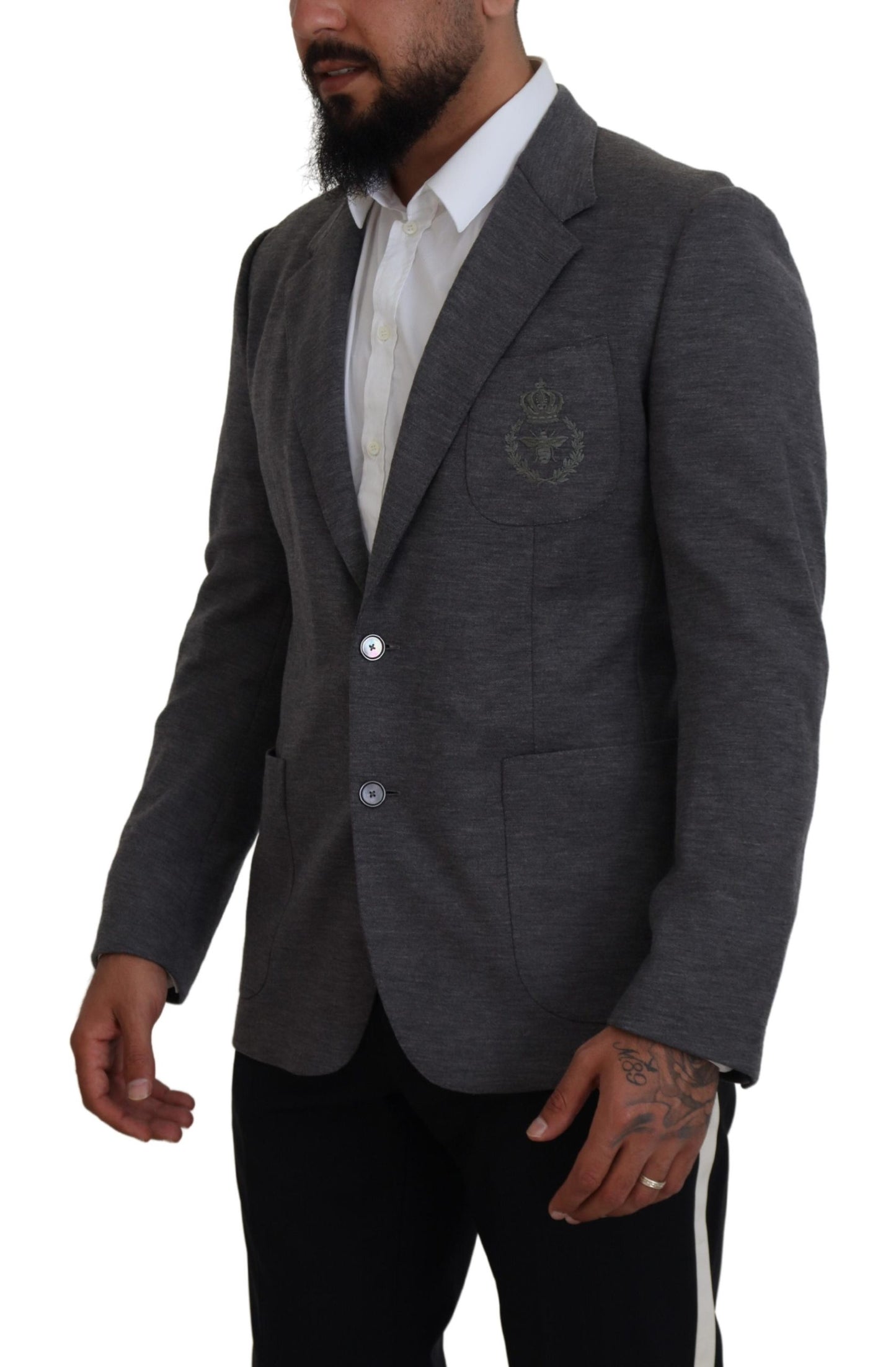 Elegante blazer de lana gris con bordado de corona de abeja