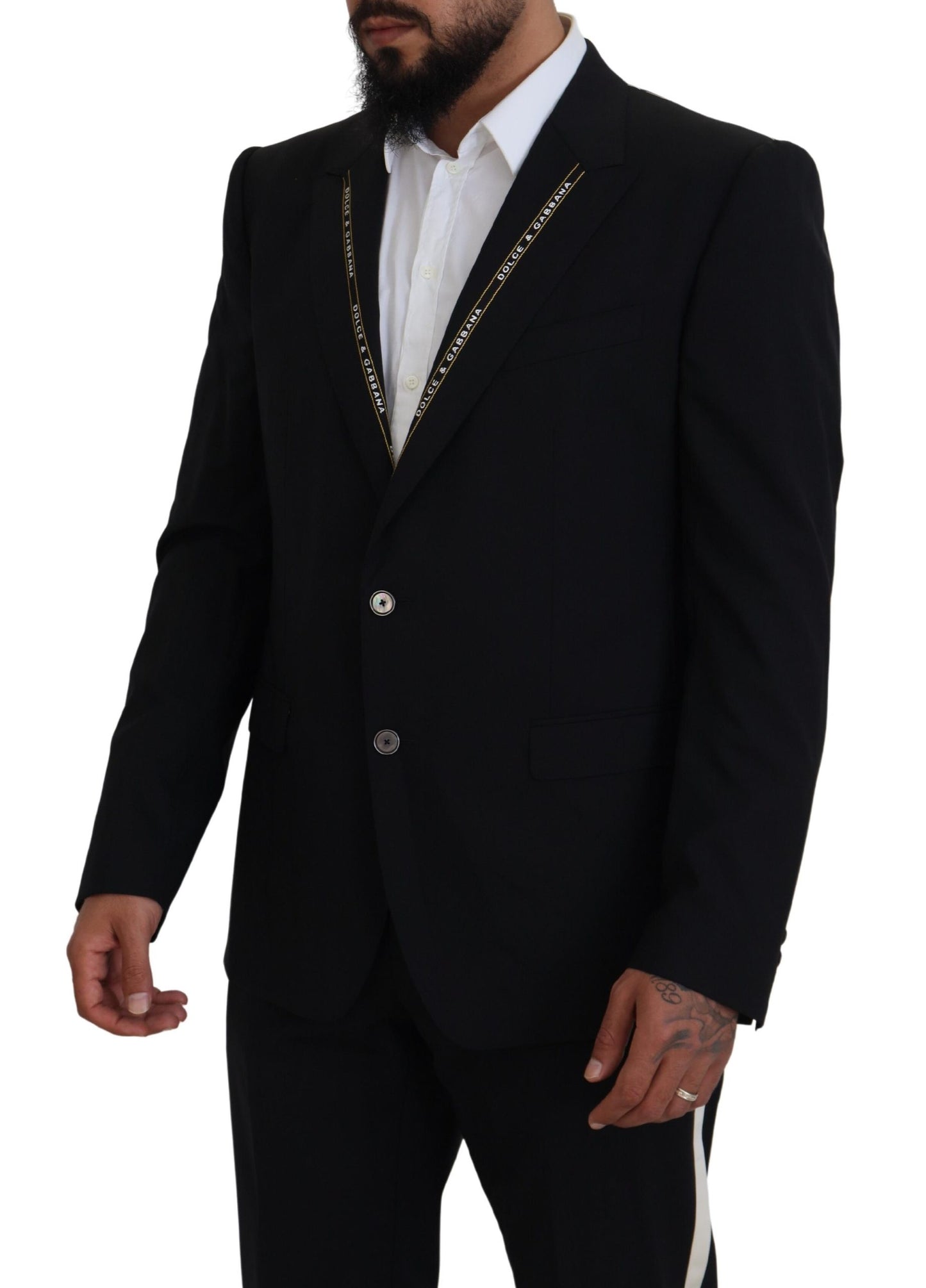 Blazer negro de botonadura sencilla estilo siciliano