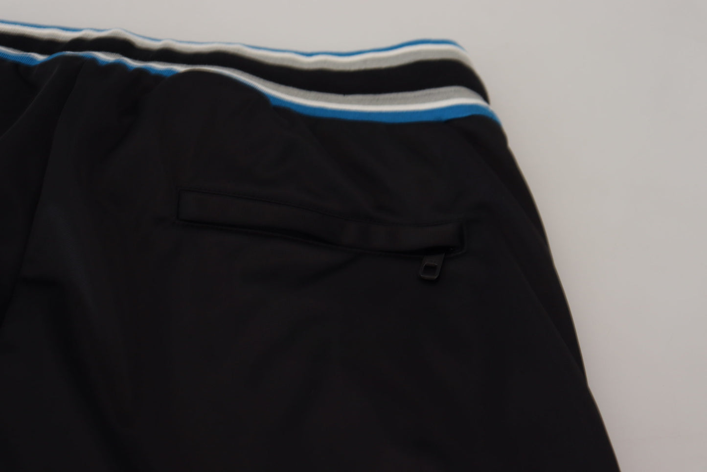 Pantalones deportivos multicolores elegantes