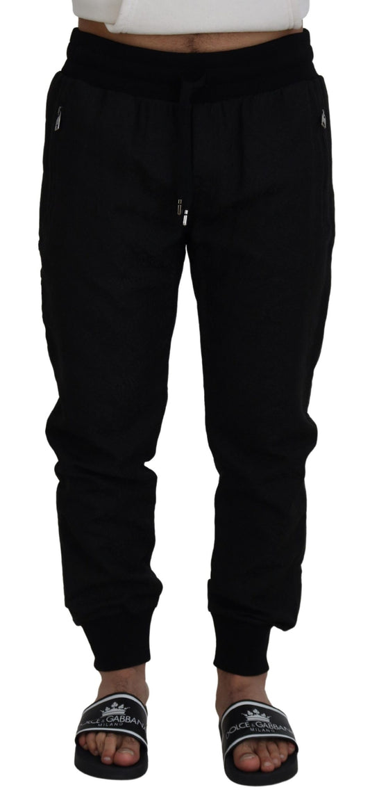 Elegantes pantalones deportivos negros para el hombre moderno