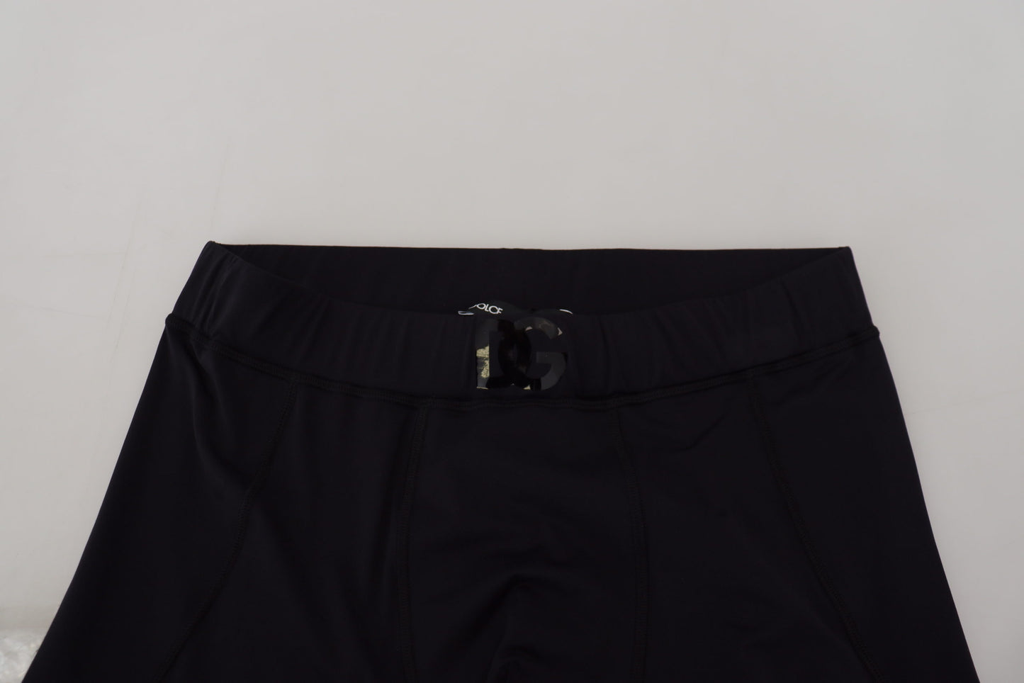Pantalones de diseño negros elegantes
