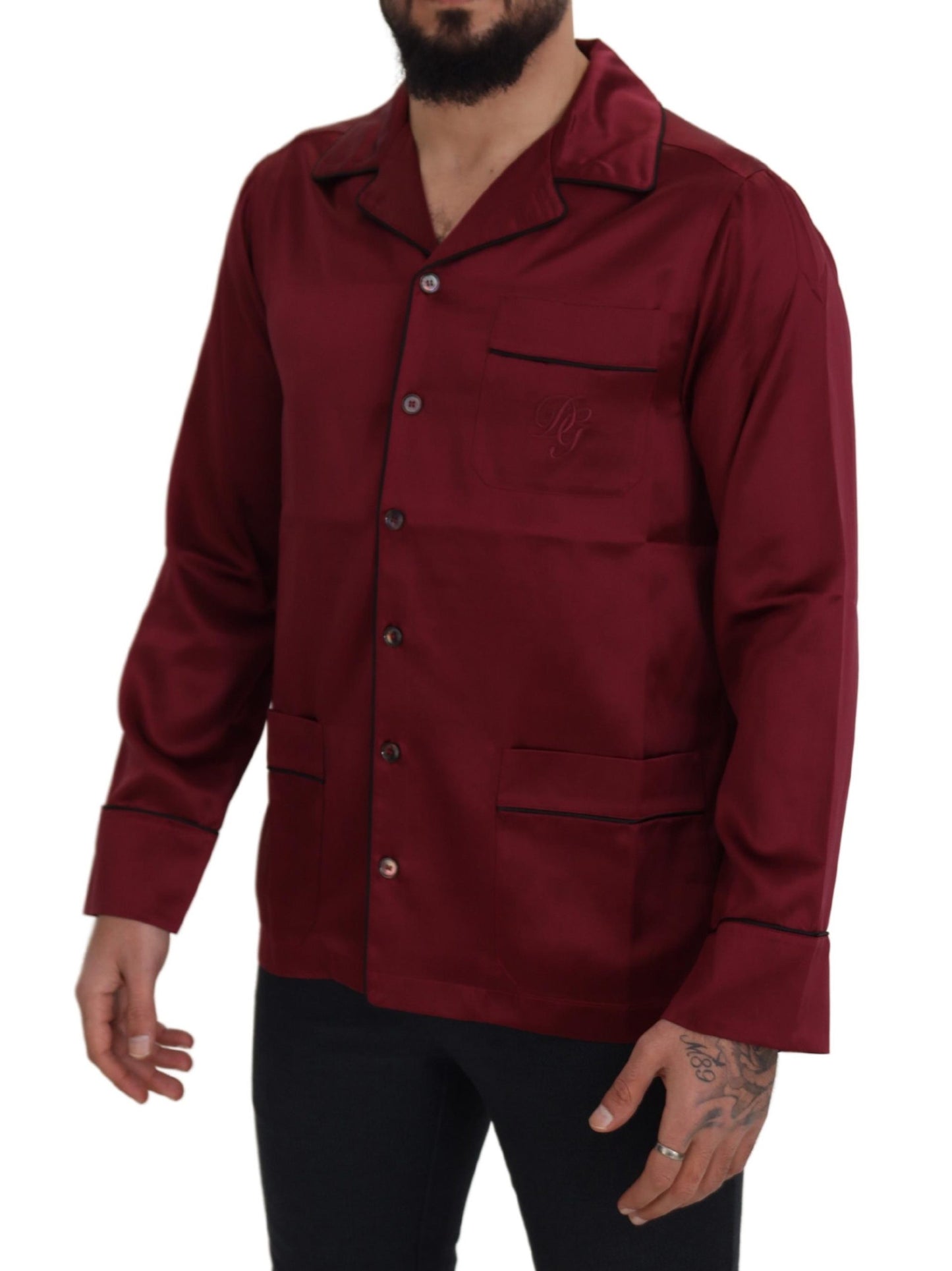 Pijama elegante de seda roja