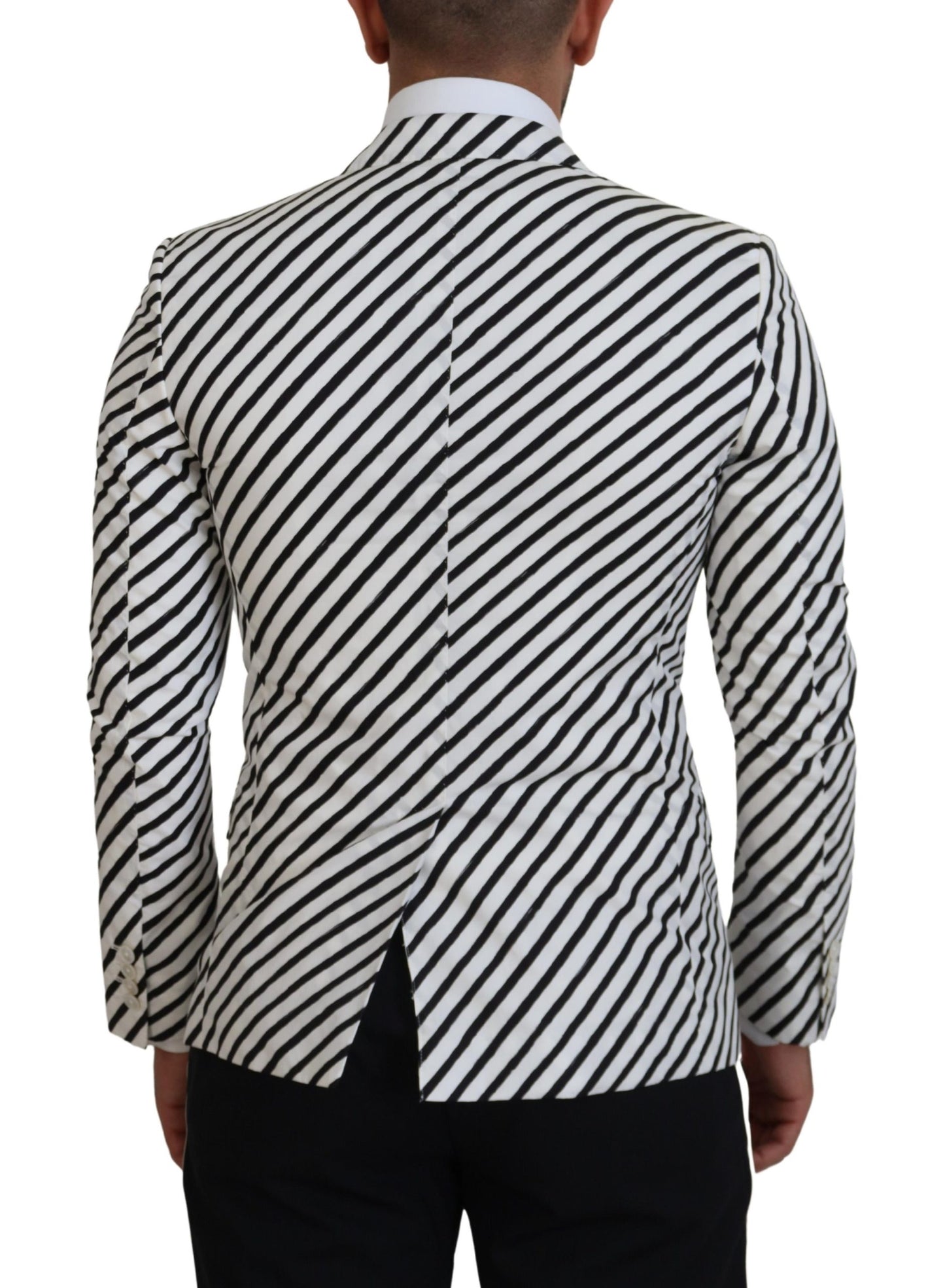 Blazer elegante de rayas blancas con botonadura sencilla