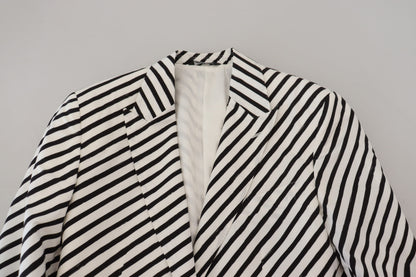Blazer elegante de rayas blancas con botonadura sencilla