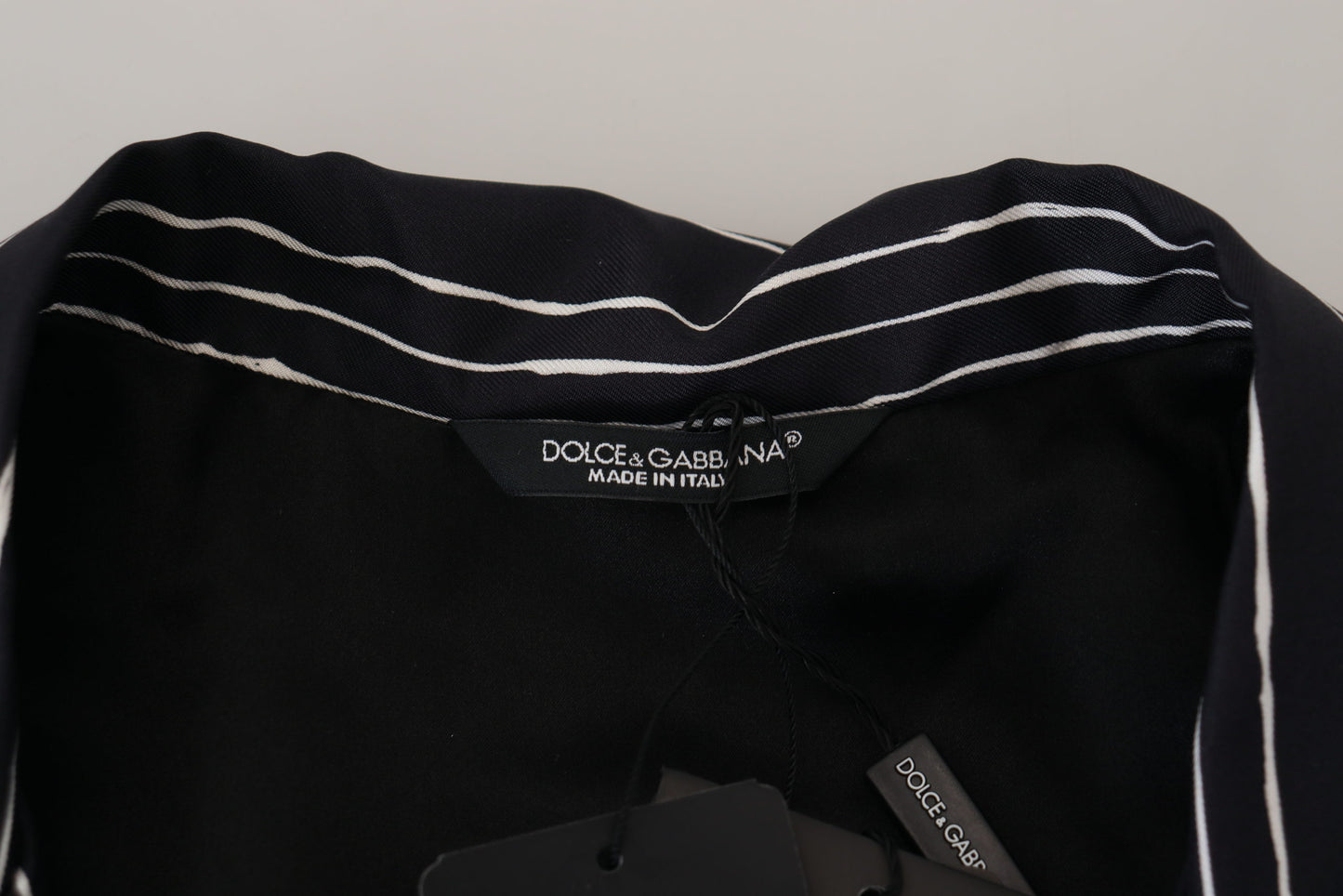 Chaqueta de pijama de seda elegante para estar en casa