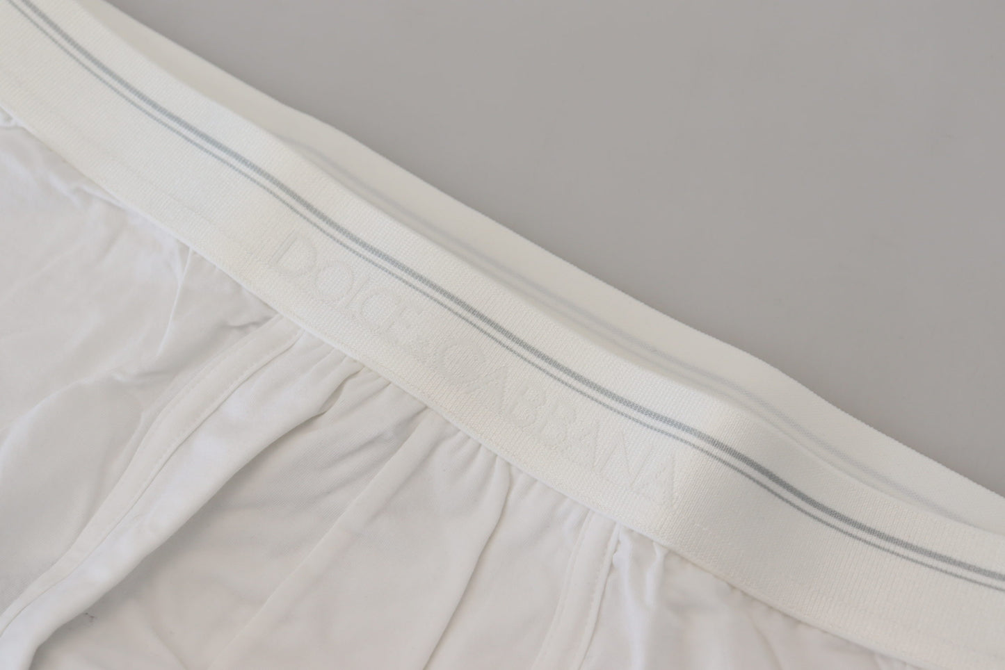 Elegantes calzoncillos tipo bóxer de mezcla de algodón blanco