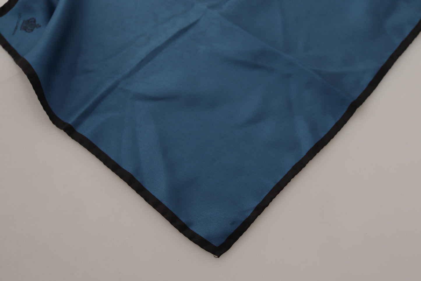 Elegante bufanda cuadrada de seda para hombre