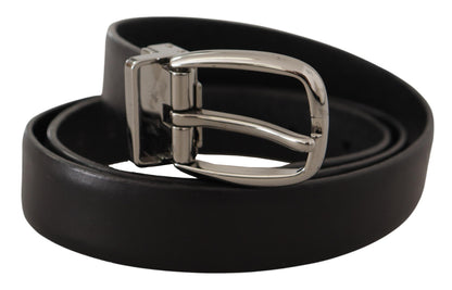 Cinturón elegante de diseño en cuero negro