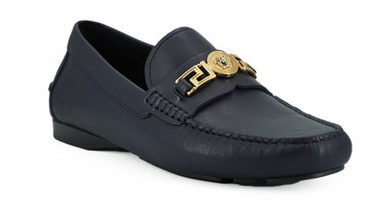 Elegantes mocasines de piel de becerro azul marino