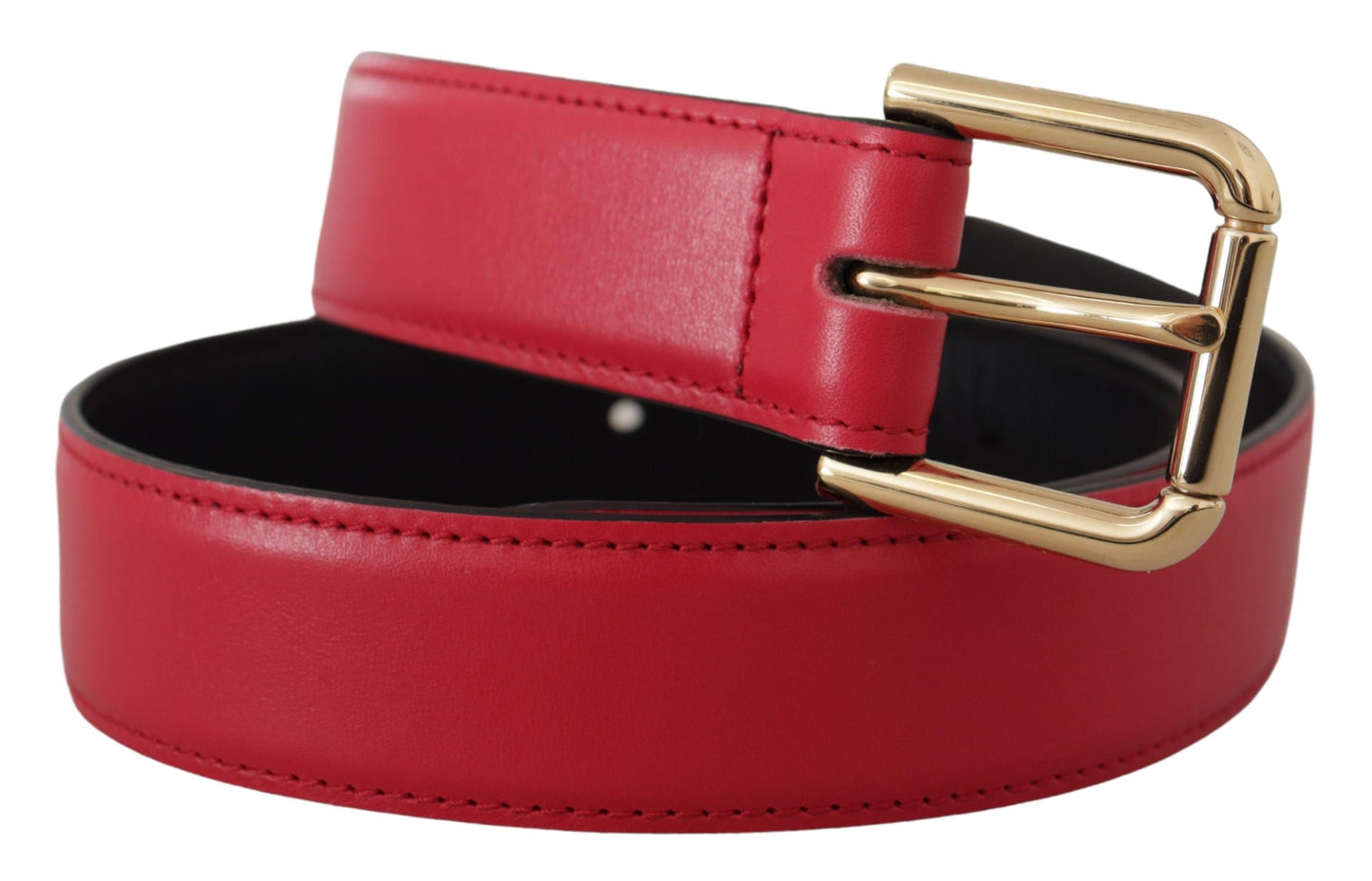 Elegante cinturón de cuero rojo con hebilla dorada