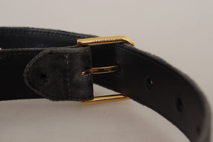 Cinturón elegante de terciopelo con hebilla grabada