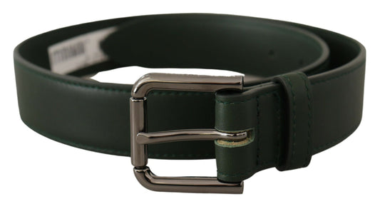Cinturón elegante de cuero verde oscuro con hebilla con logotipo
