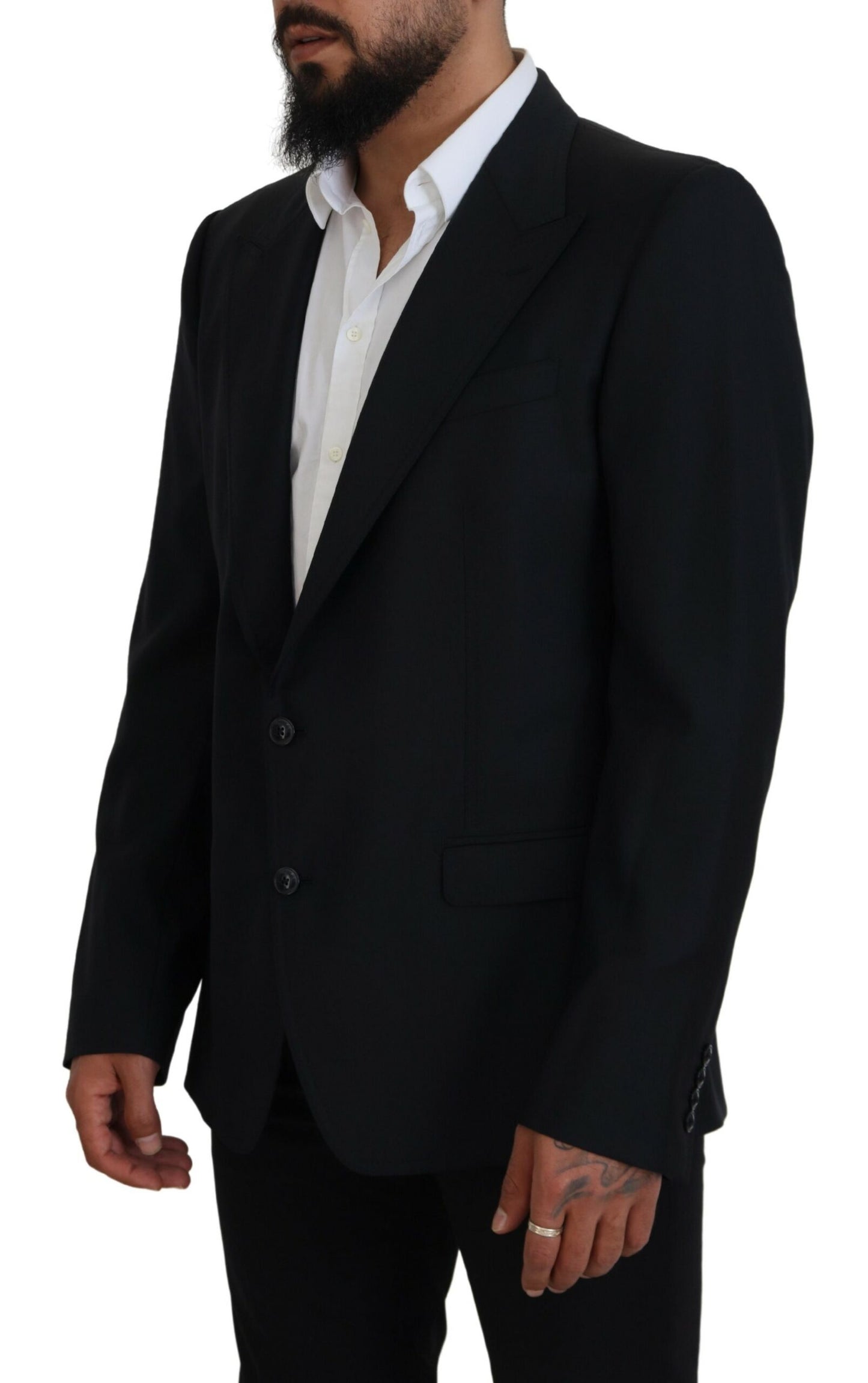 Elegante blazer azul oscuro de botonadura sencilla