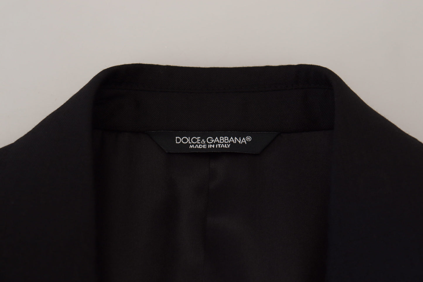 Elegante blazer formal negro estilo Martini