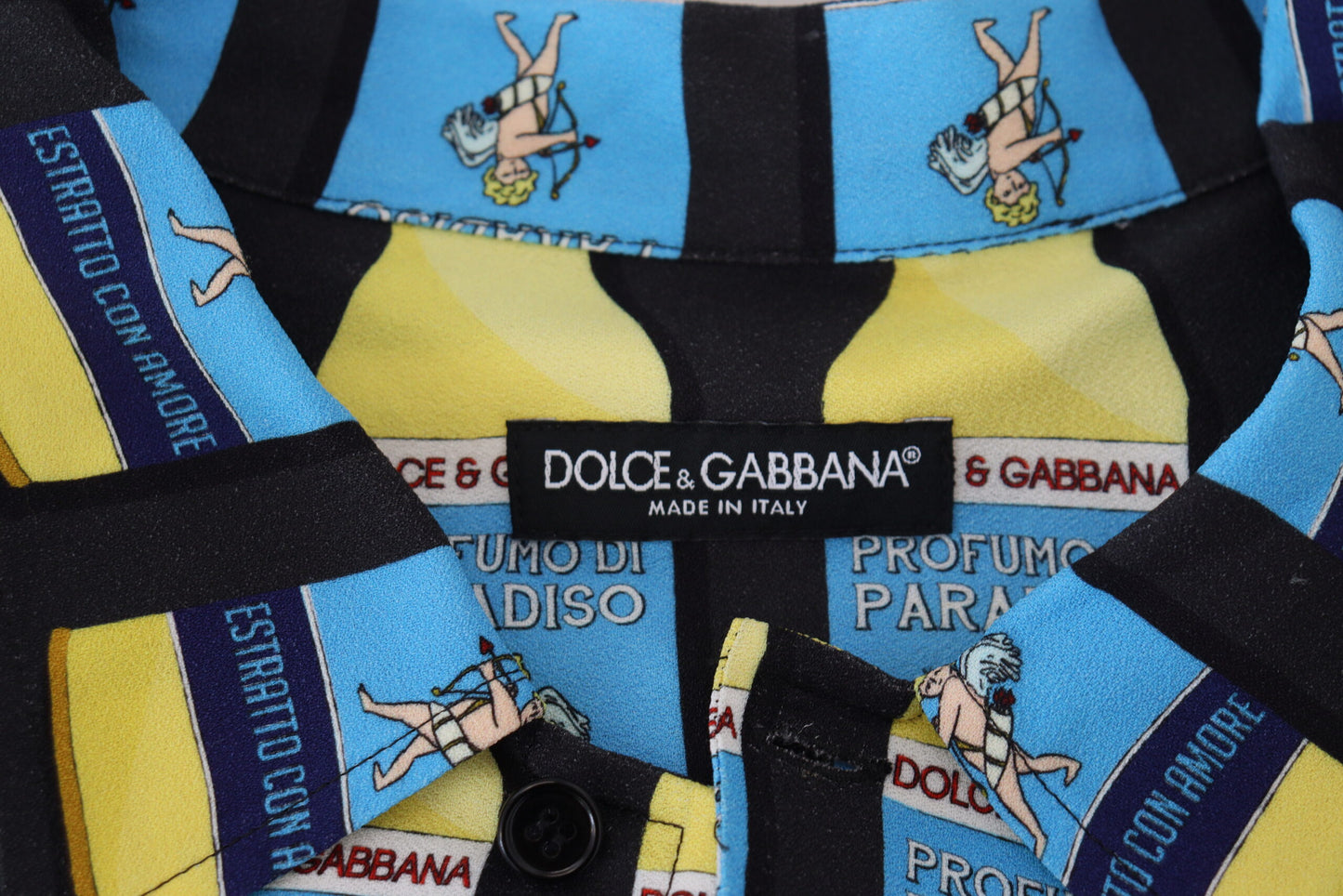 Camisa casual elegante con estampados múltiples
