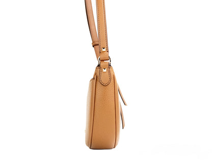 Bolso bandolera Dover Small Luggage de piel granulada con forma de media luna