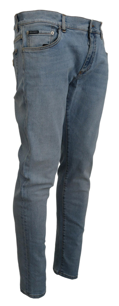 Pantalones vaqueros azul claro de corte entallado y elegantes