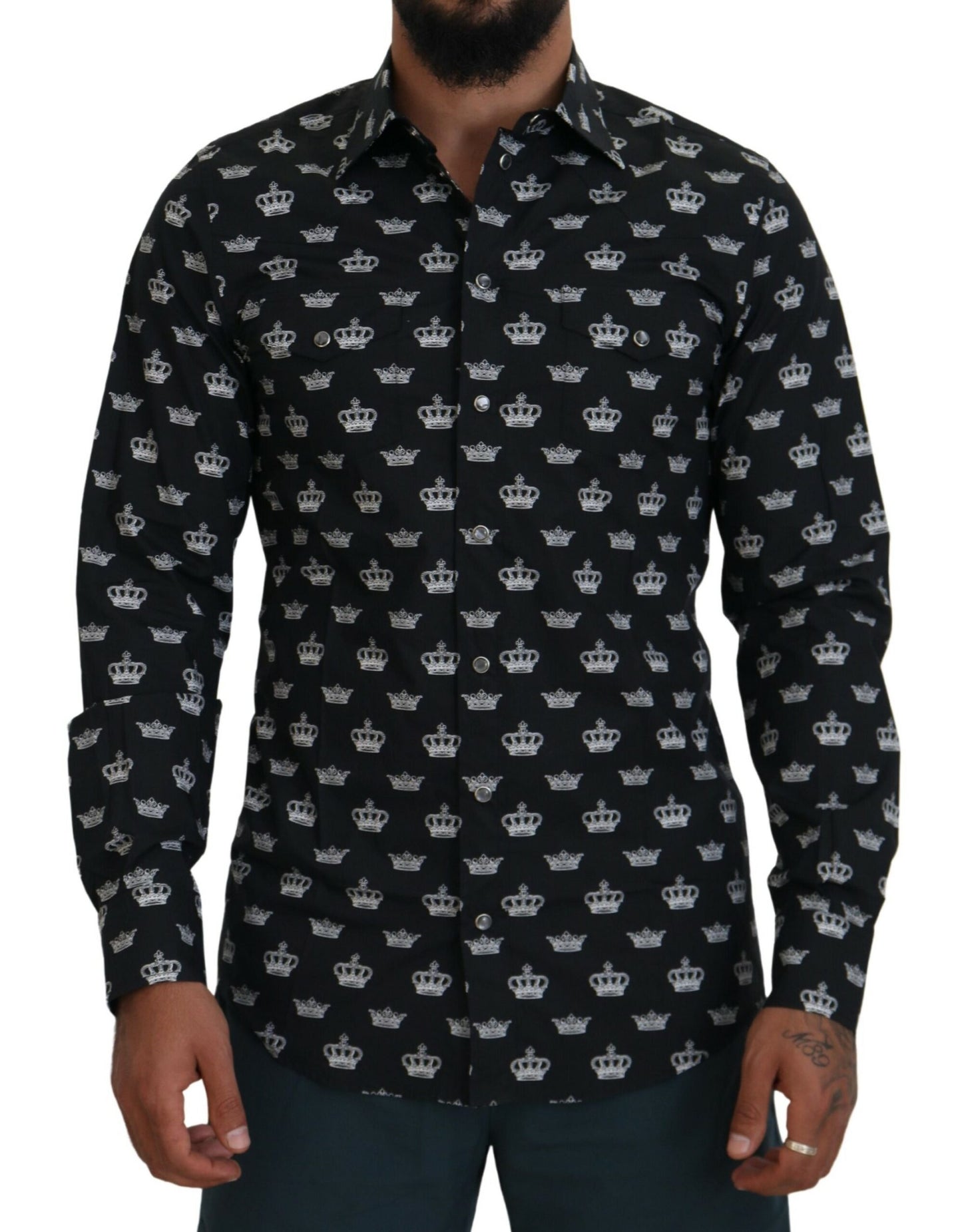 Camisa formal elegante de corte entallado con estampado de corona