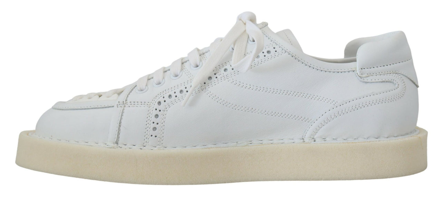 Elegantes zapatillas blancas Oxford de caña baja